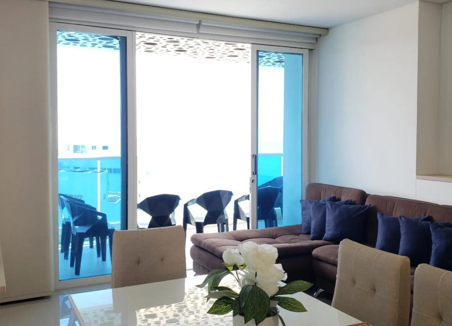 Moderno Apartamento Frente A La Playa En Santa Marta contacts